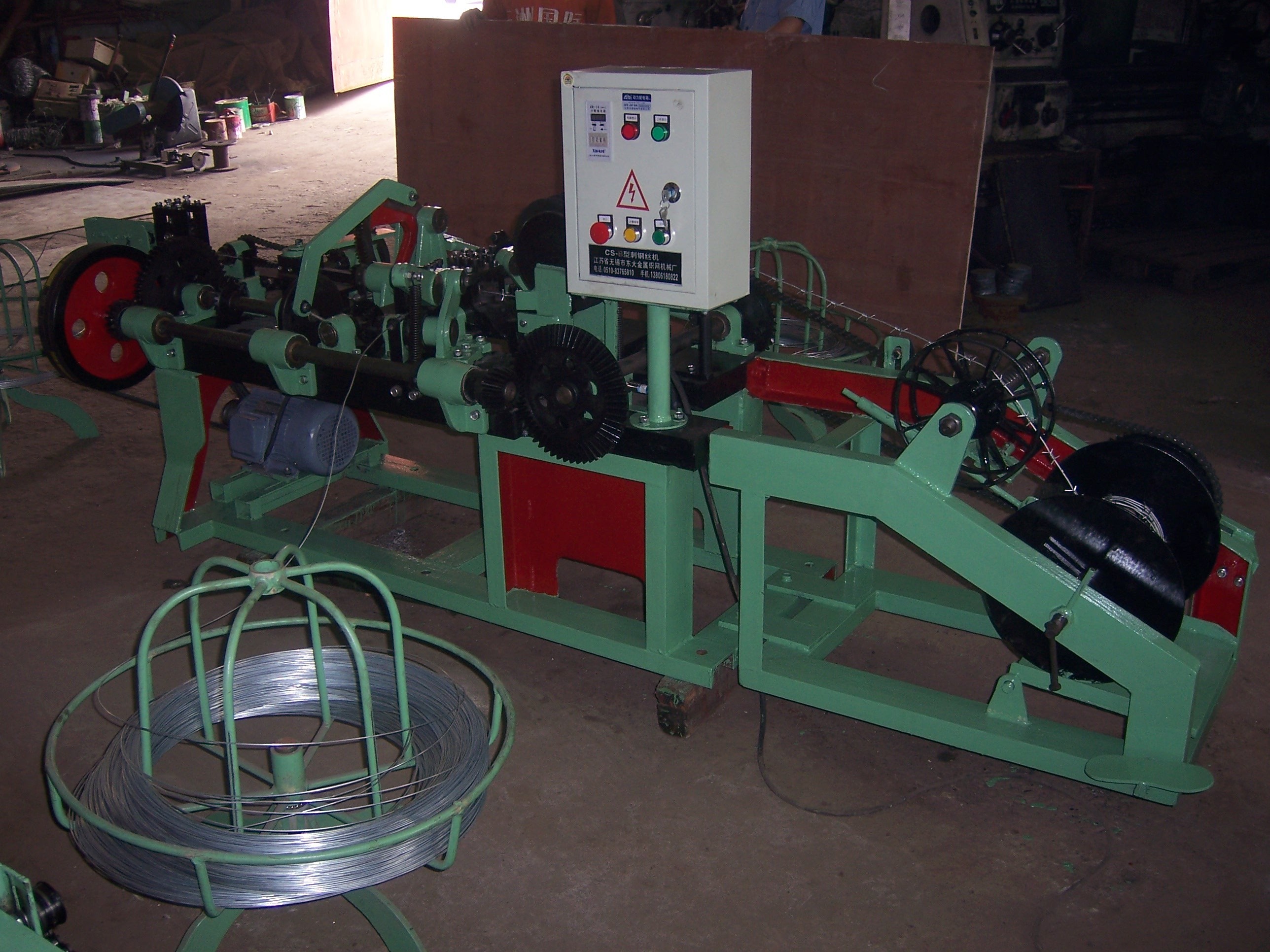 Fast Speed Automatic Barbed Wire Mesh Making Machine / Plant Low Noise