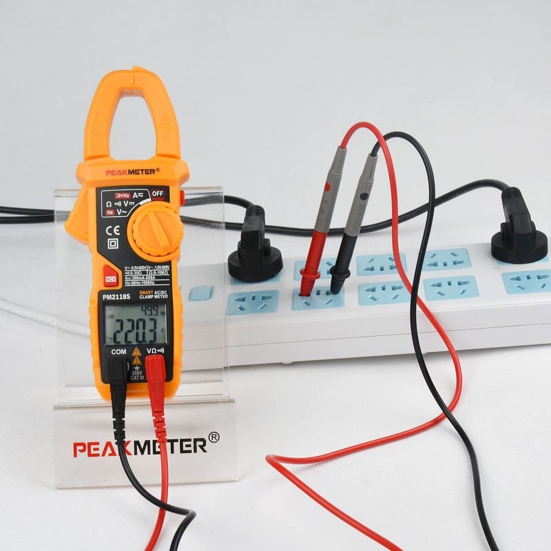 6000V Multifunctional AC/DC Digital Clamp Meter With NCV Detector