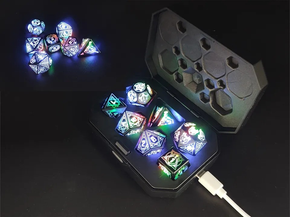 Light Up DND Dice Rechargeable With Charging Box 7 PCS LED Electronic Dice For Tabletop
