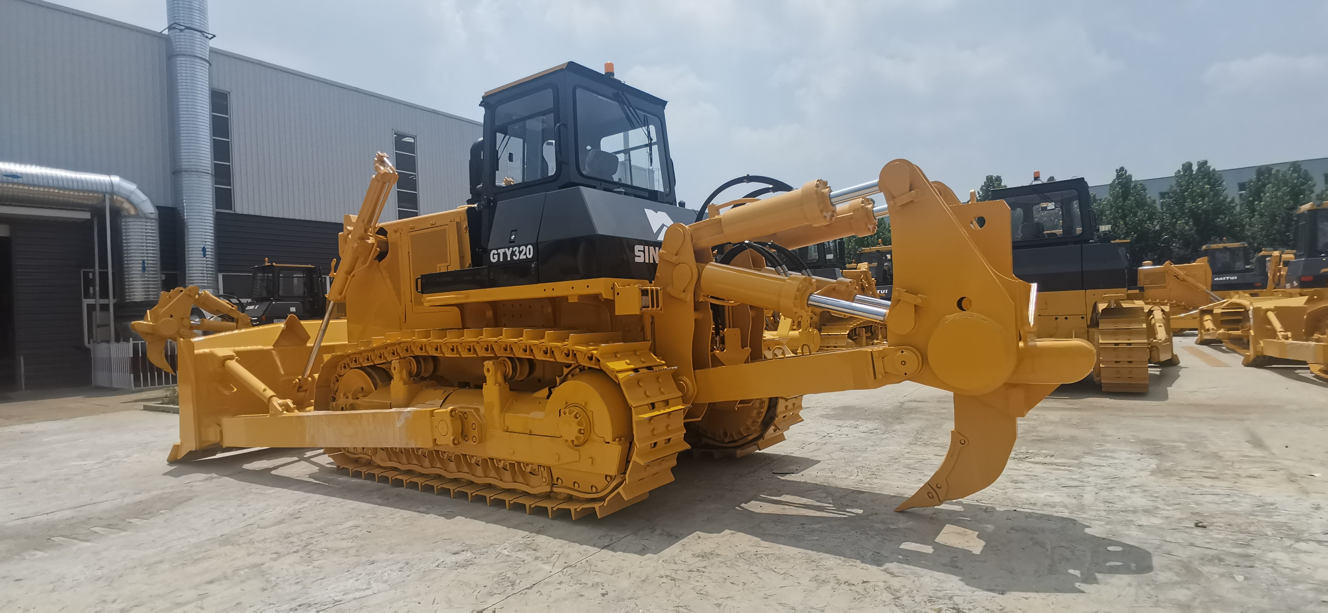 GTY320 320HP Crawler Bulldozer Machine Not Wetland Type Digging Bulldozer With Cummins Engine