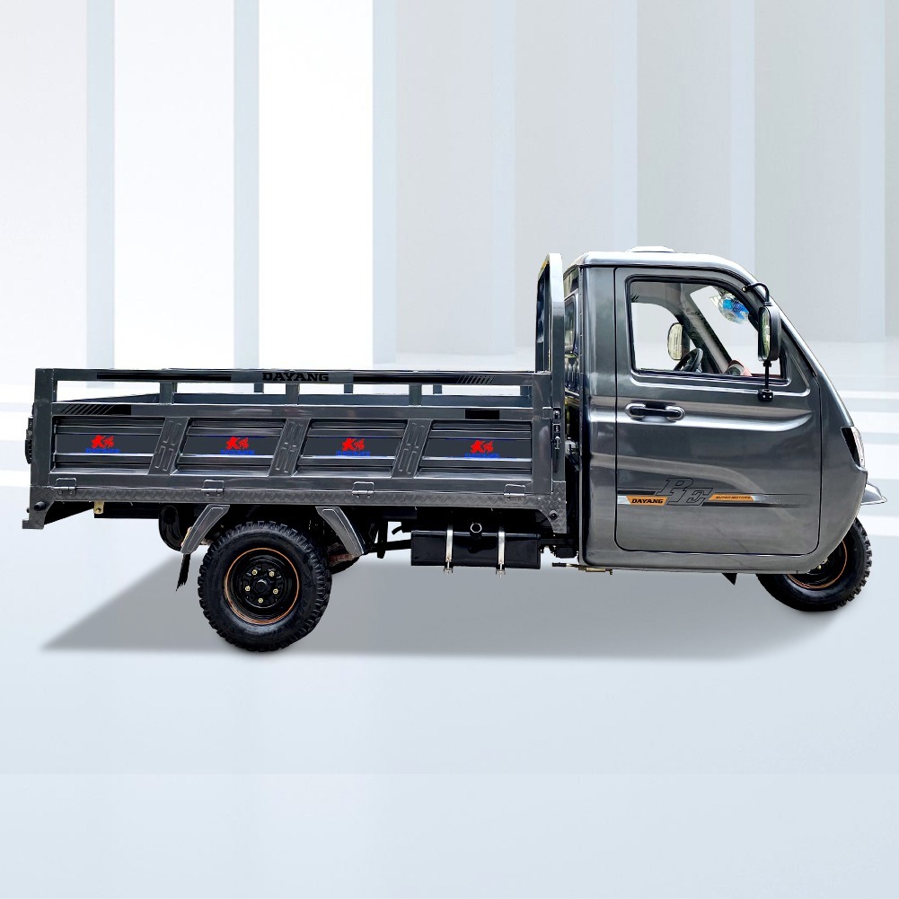 300cc Enclosed Cabin Heavy Loading Tricycle with Powerful Engine and Full-Closed Cabin