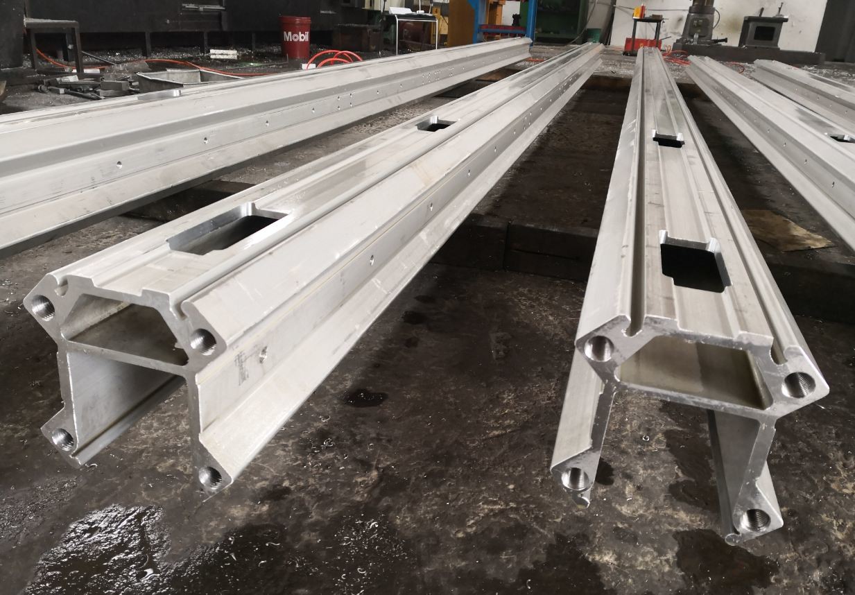 Professional Aluminium Extruded Profiles TF500 Feed Beam 16FT Long