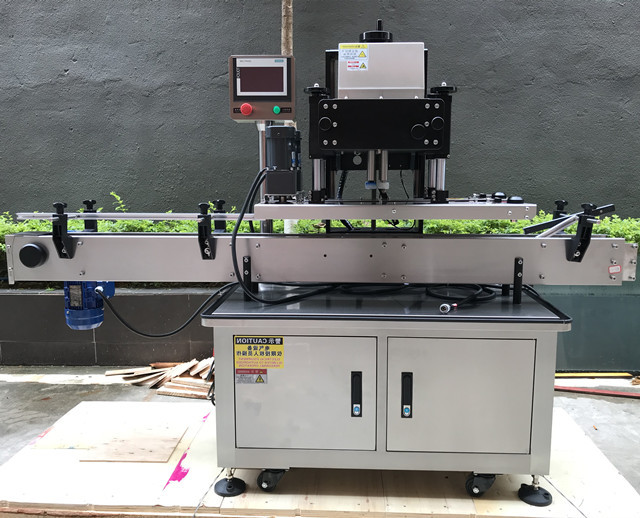 Full Automatic Bottle Capping Machine Capper Machine for Plastic Screw Covers