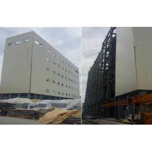 China Lightweight Steel Prefab SGS Metal Garage Buildings Hangar on sale