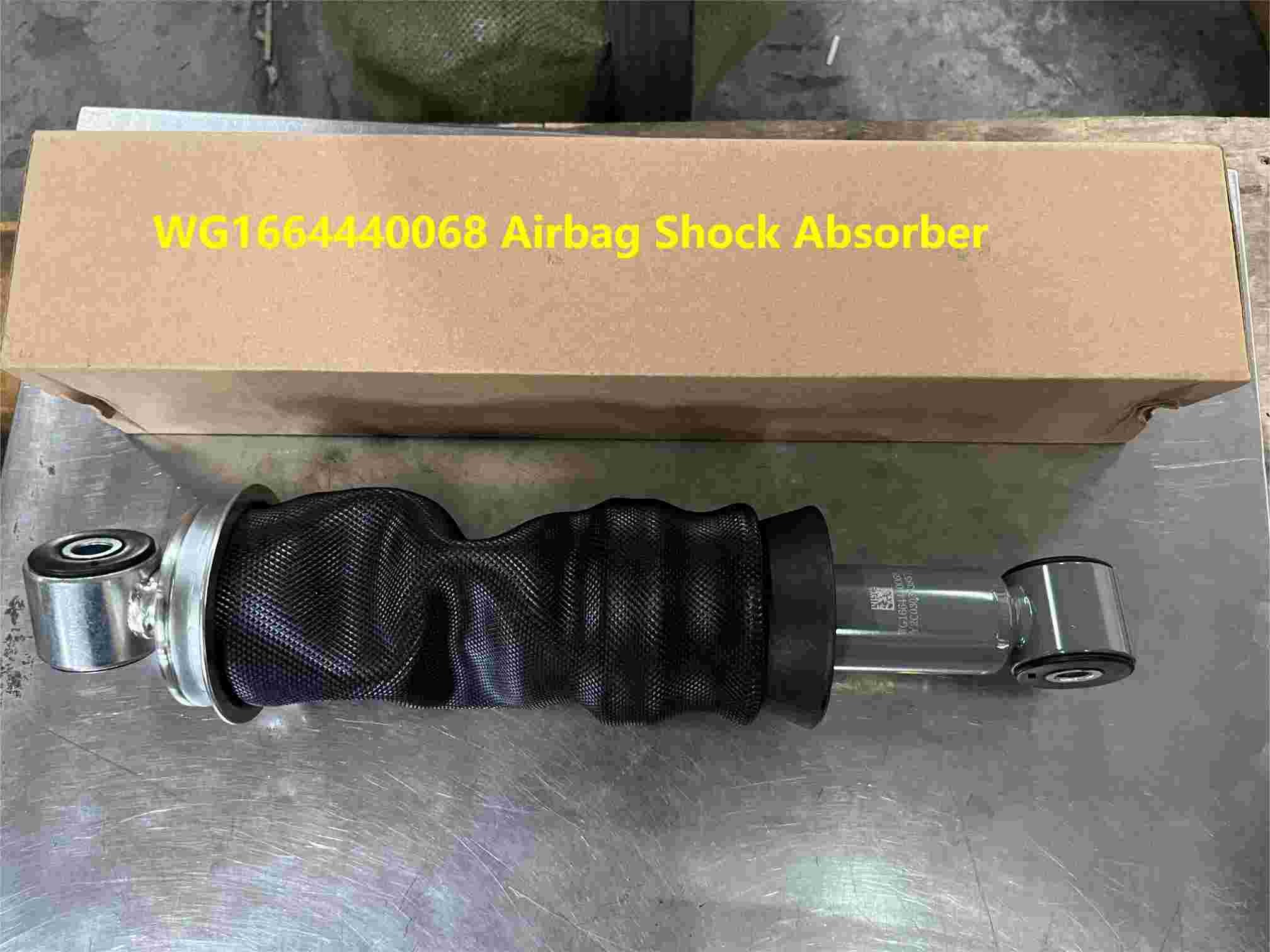 WG1664440068 Rear Airbag Shock Absorber HOWO Truck Parts A7