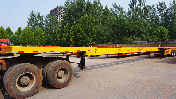 extendable flatbed trailer