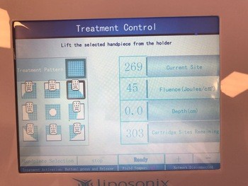 Liposunix Vertical Hifu Body Slimming Machine With 8mm / 13mm Treatment Heads