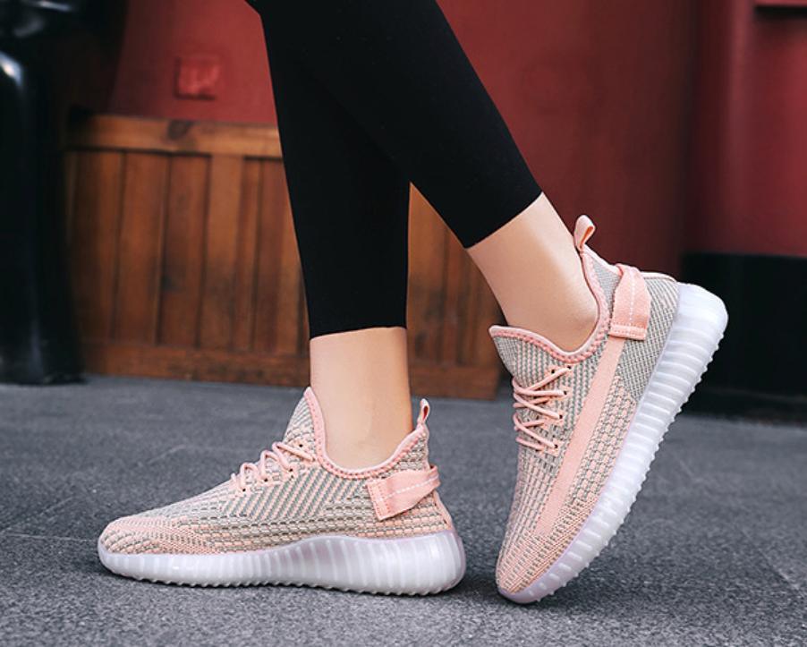 New Style Shoes Fashion Shoes Flyknit Shoes Coconut Sneaker Shoes Sport Shoes Walking Jogging Running Shoes Casual Shoes Ladies Shoes Footwear