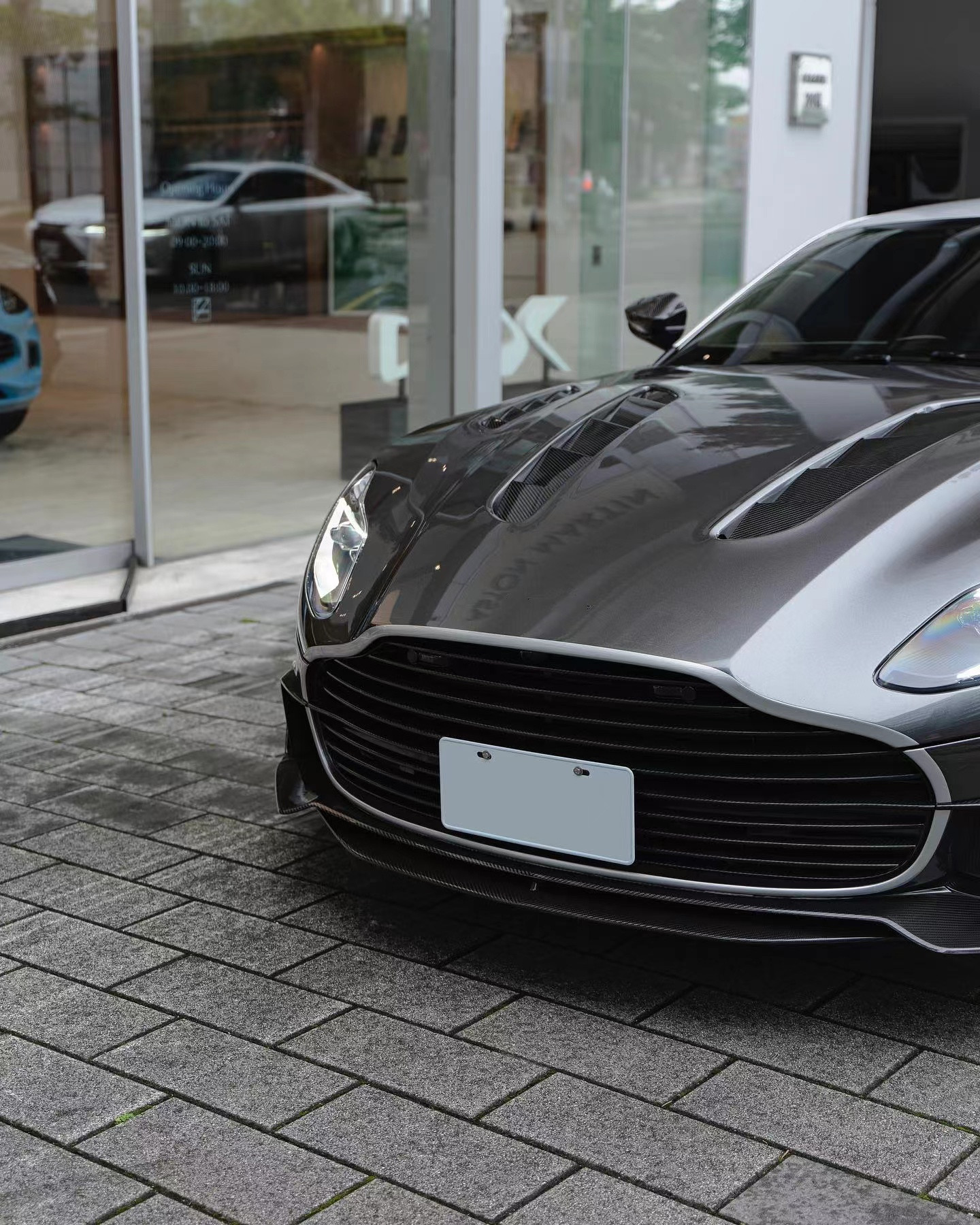 DB11 Aston Martin Widebody Kit Green Bumper Lip Splitter Db11 Body Kit