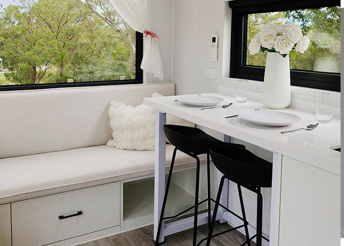 Modern Design Prefab House Modular Container Luxury Tiny House On Wheels