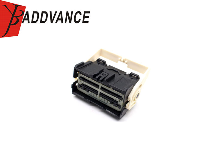 Generation 52 Pin YAZAKI 7289-8815-30 PCM ECU Automotive Connector For Car