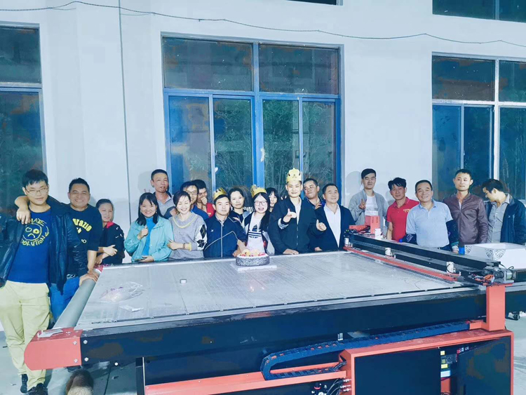 2500*1600mm Cutting Scope Single Layer Cutting Bed CNC Lathe Digital Cutter for Cutting