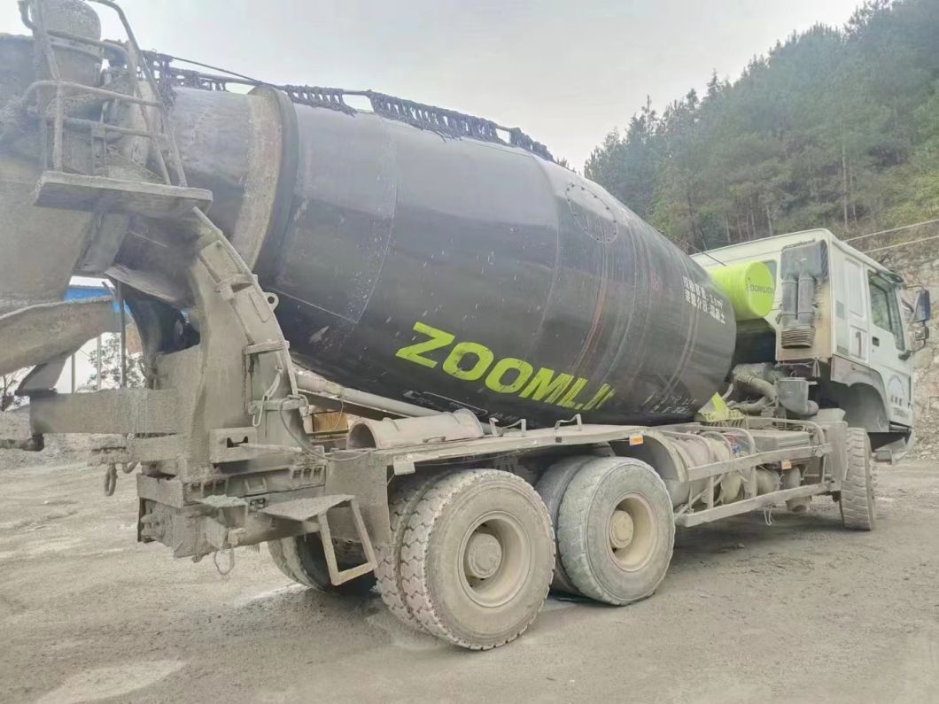 Factroy Delivery 2017 Zoomlion Construction Equipment Concrete-Mixer Truck 12 Cbm