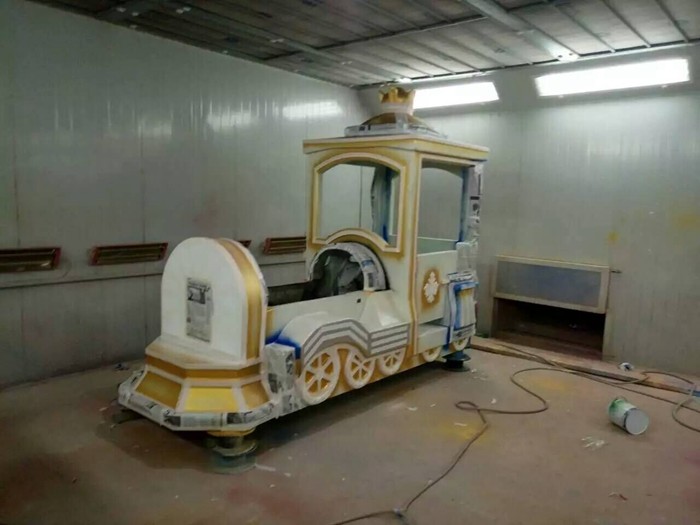 Luxury Cartoon Trackless Train Amusement Ride With Stainless Steel Material