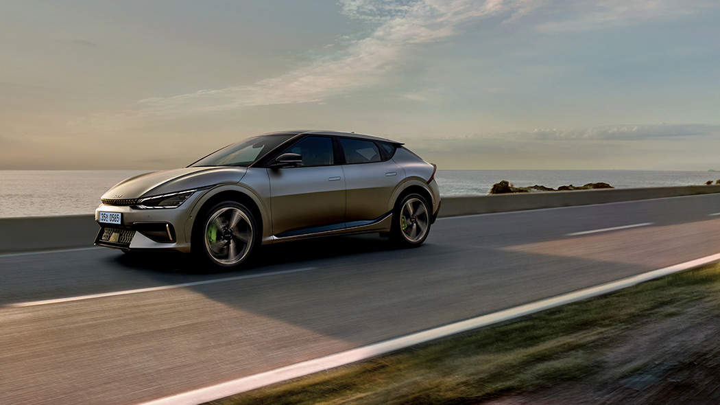 2023 2024 CLTC Endurance 617KM/555KM Pure Electric Coupe Kia Energy EV6 Made in and with 100 km/h Acceleration 3.5S-7.3S