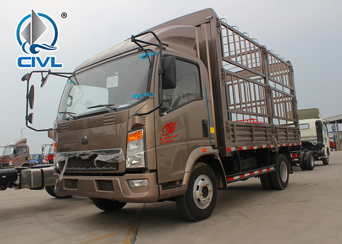 SINOTRUK Cummins Engine 8Ton Euro4 HOWO Light Fences Cargo Trucks