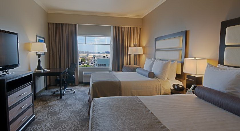 Melamine plywood hotel Guest room furniture liquidators Guest rooms Wall panels with Wood Headboards and Long Desk Table