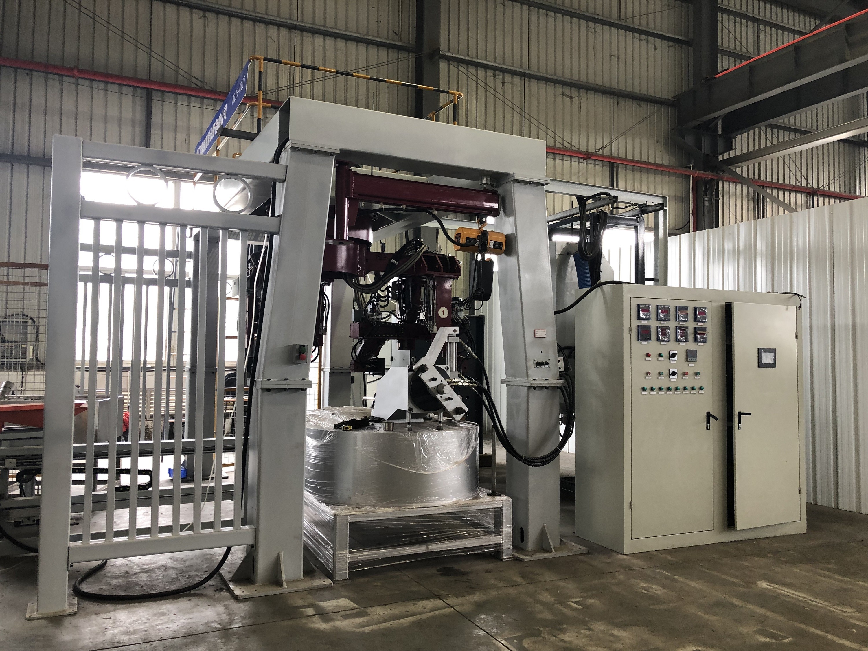 Double Robot Brass Pressure Die Casting Machine For Plumbing Fittings