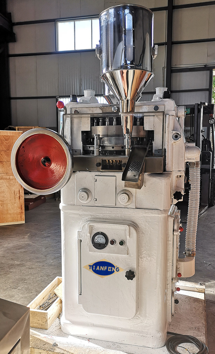 Zp33 110000 Pcs/H Naphthalene Balls Tablet Compression Machine In Pharma