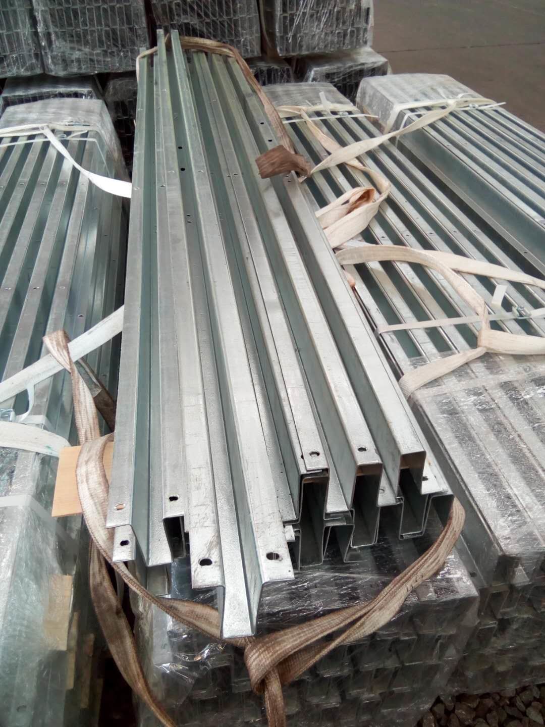 High Strength Solar Panel Frame Mounting Kit Customizable With Protective Coatings