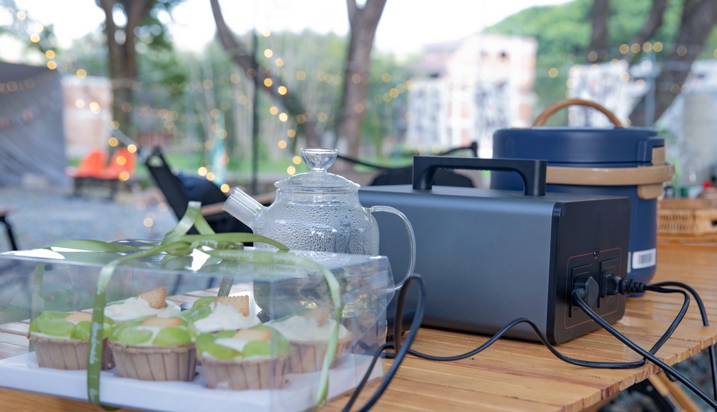 ISO9001 Lithium Portable Power Station Outdoor Camping Power Supply 1100watt
