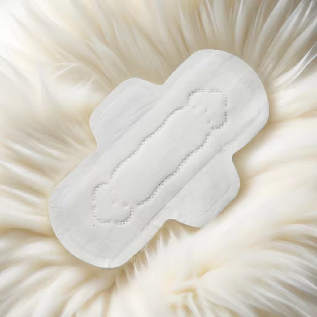 Customized Color Breathable Sanitary Napkins Pads With Silky Smooth Surface