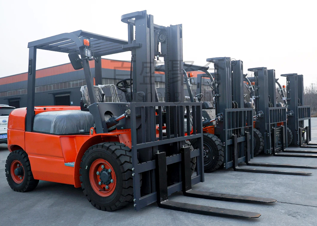 Light Steel Q355 Q235 Walk-in Cold Storage Room 20ft 40ft Container Bending Service