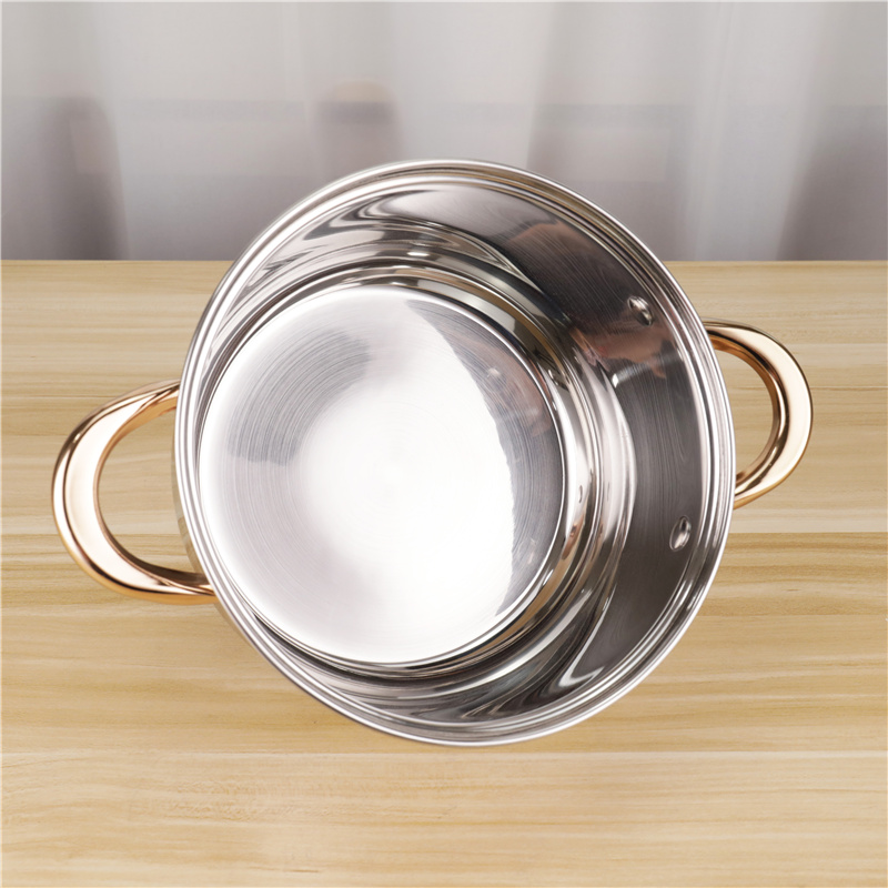 Golden Coating Individual Casserole Cooking Soup Pot 24cm