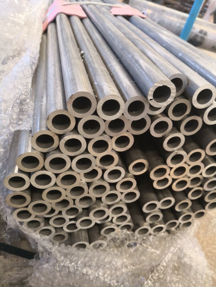 Corrosion Resistance 2024 Seamless Aluminum Tubing High Strength Seamless Aluminum Pipe