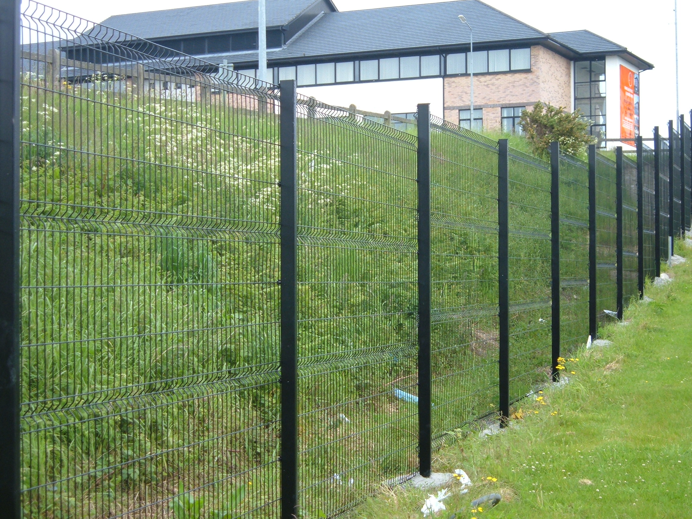 1.23m Powder Coated Triangle Bending 3d Fence For Buildings And Constructions Site