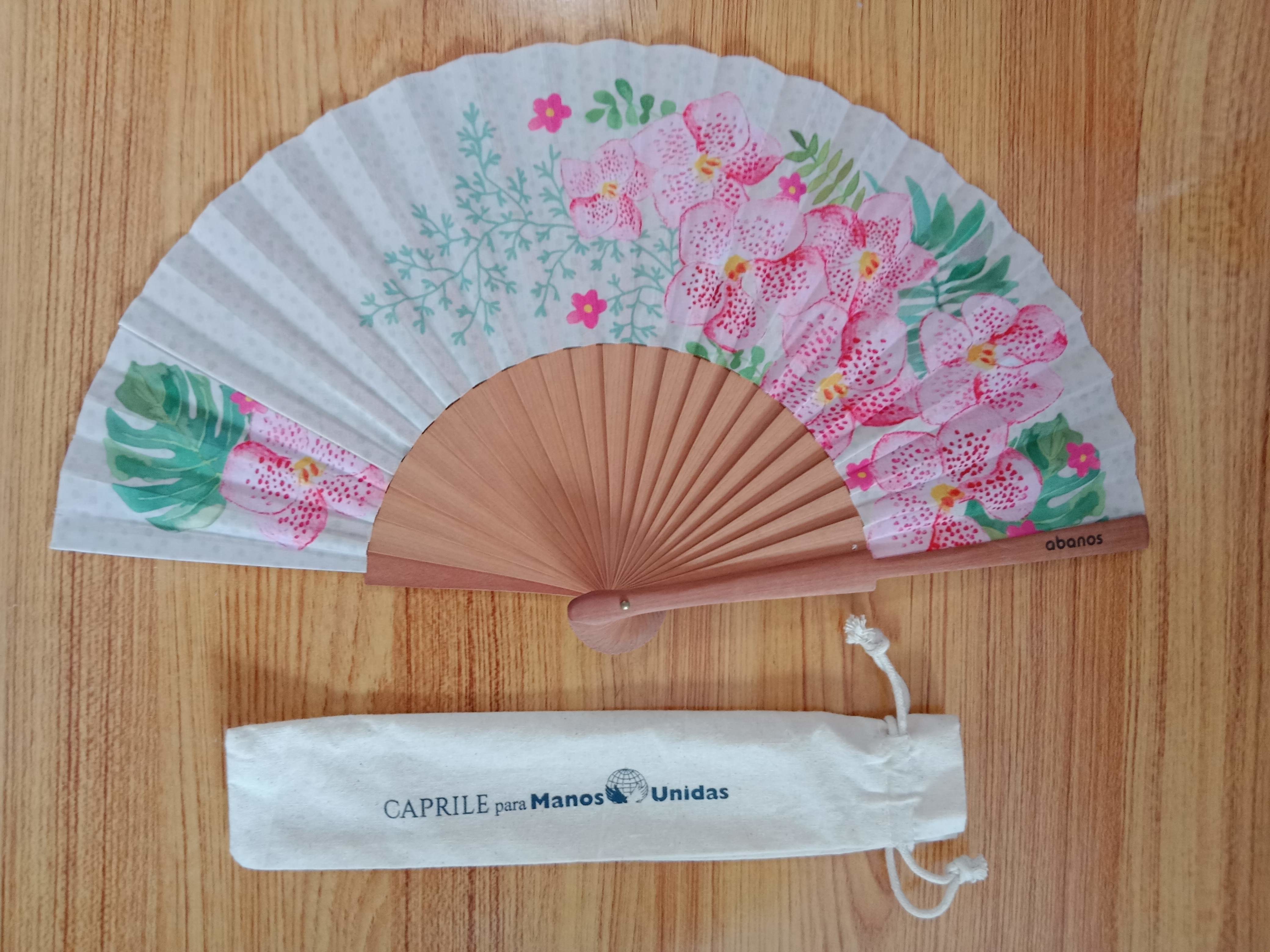 Spanish Personalised Fancy Cloth Custom Cherry Wood Folding Fan