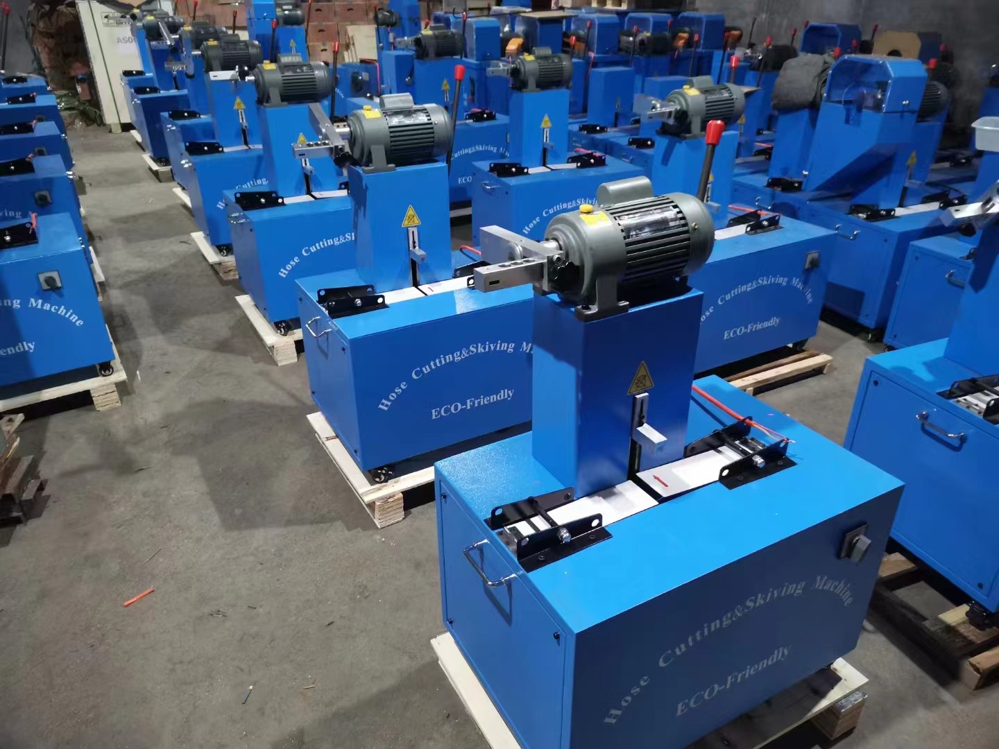 75kg Hose Skiving Machine Quick Change Tool Motor Power 0.75-1.5kw for Benefit