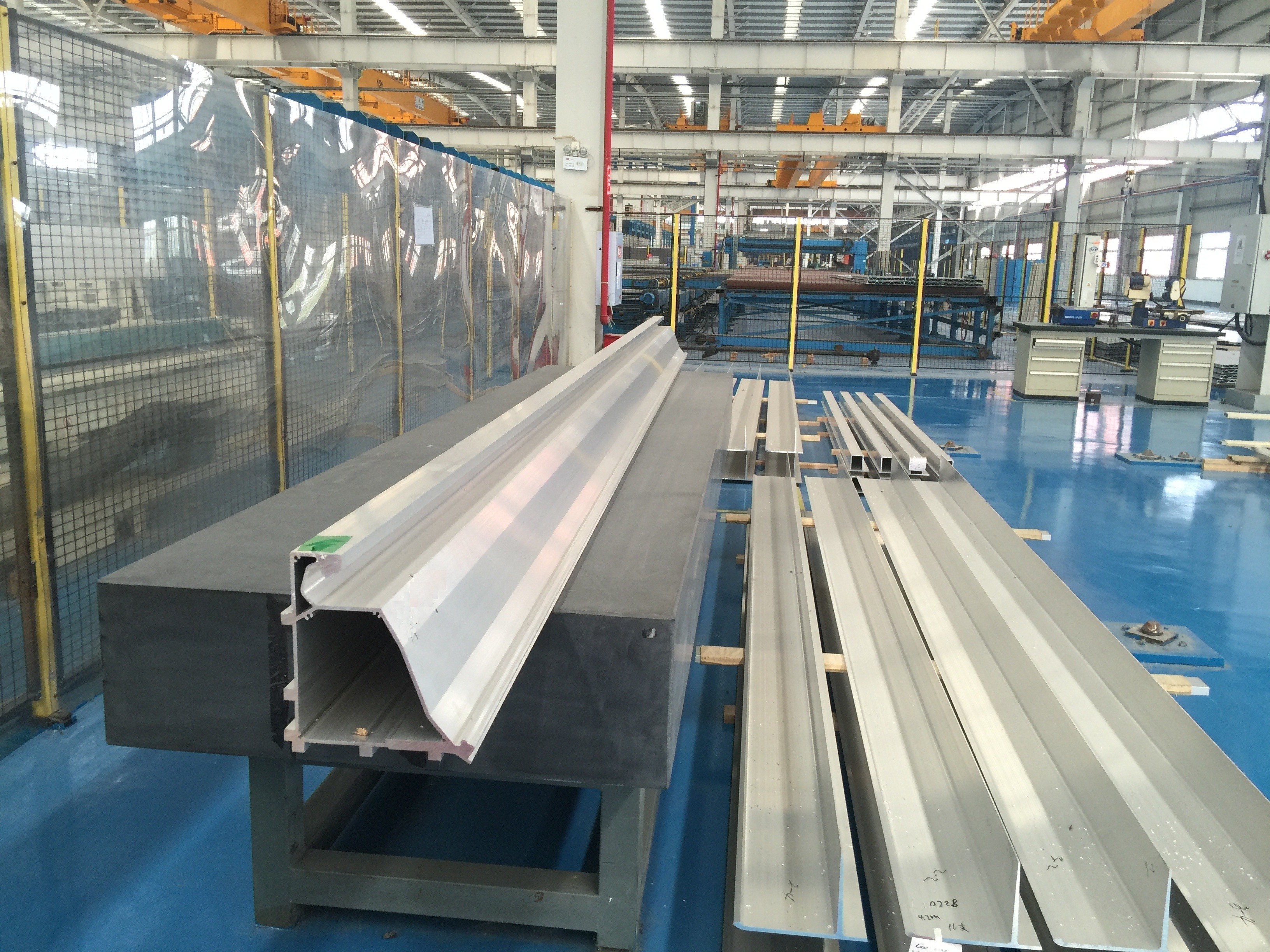 High Strength Aluminium Extruded Profiles 4200mm Alloy Extrusion Profiles