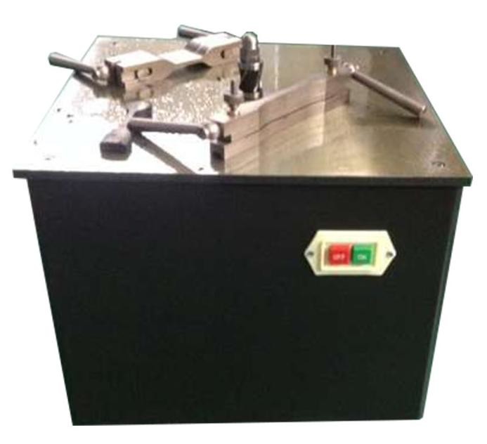 1300R/min Plastic Lab Testing Equipment , Multifunctional Dumbbell Die Cutter
