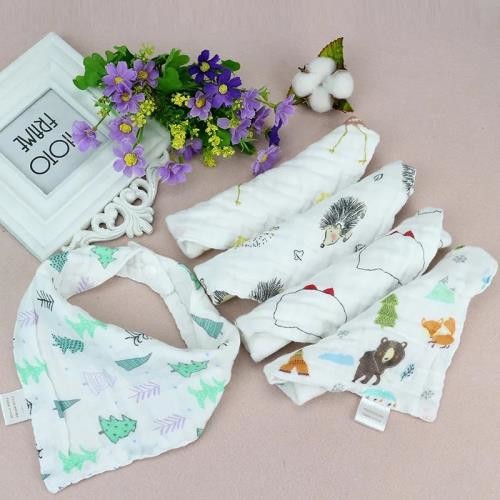 Adjustable Infant Organic Muslin Baby Bibs Four Layers Printed Pattern