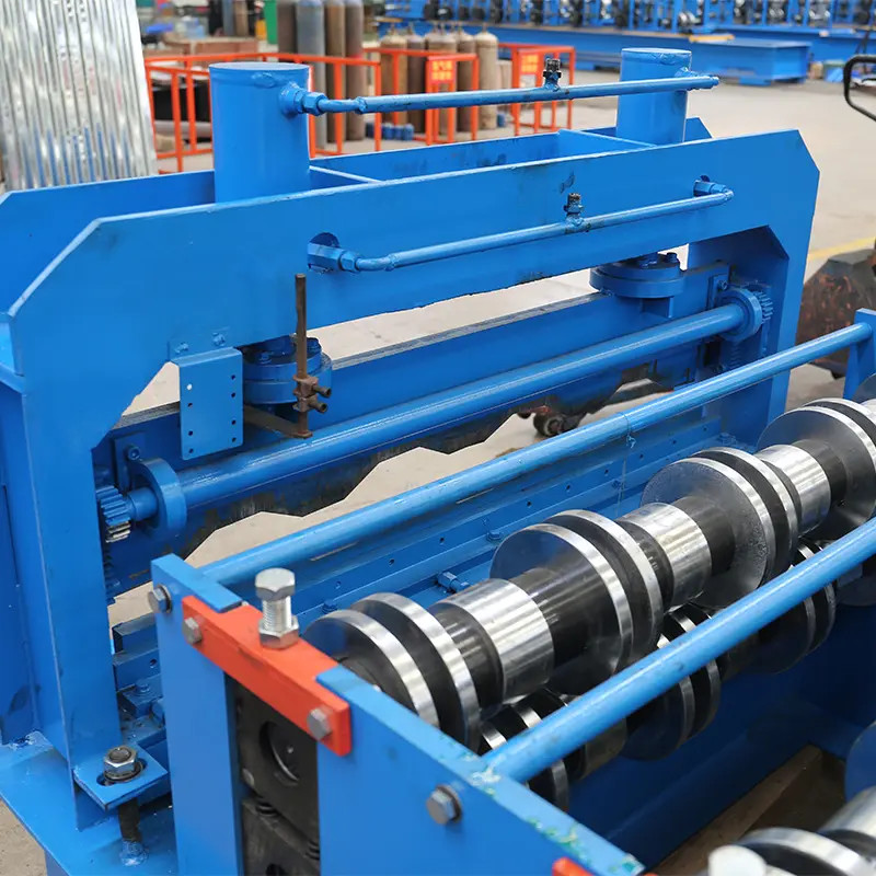 Roof Sheet Form 1250mm Double Layer Roll Forming Machine 380Volt Long Service Life