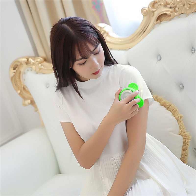 Small Handheld Body Massager Weight 104g High Frequency Vibration Size 9 * 10cm