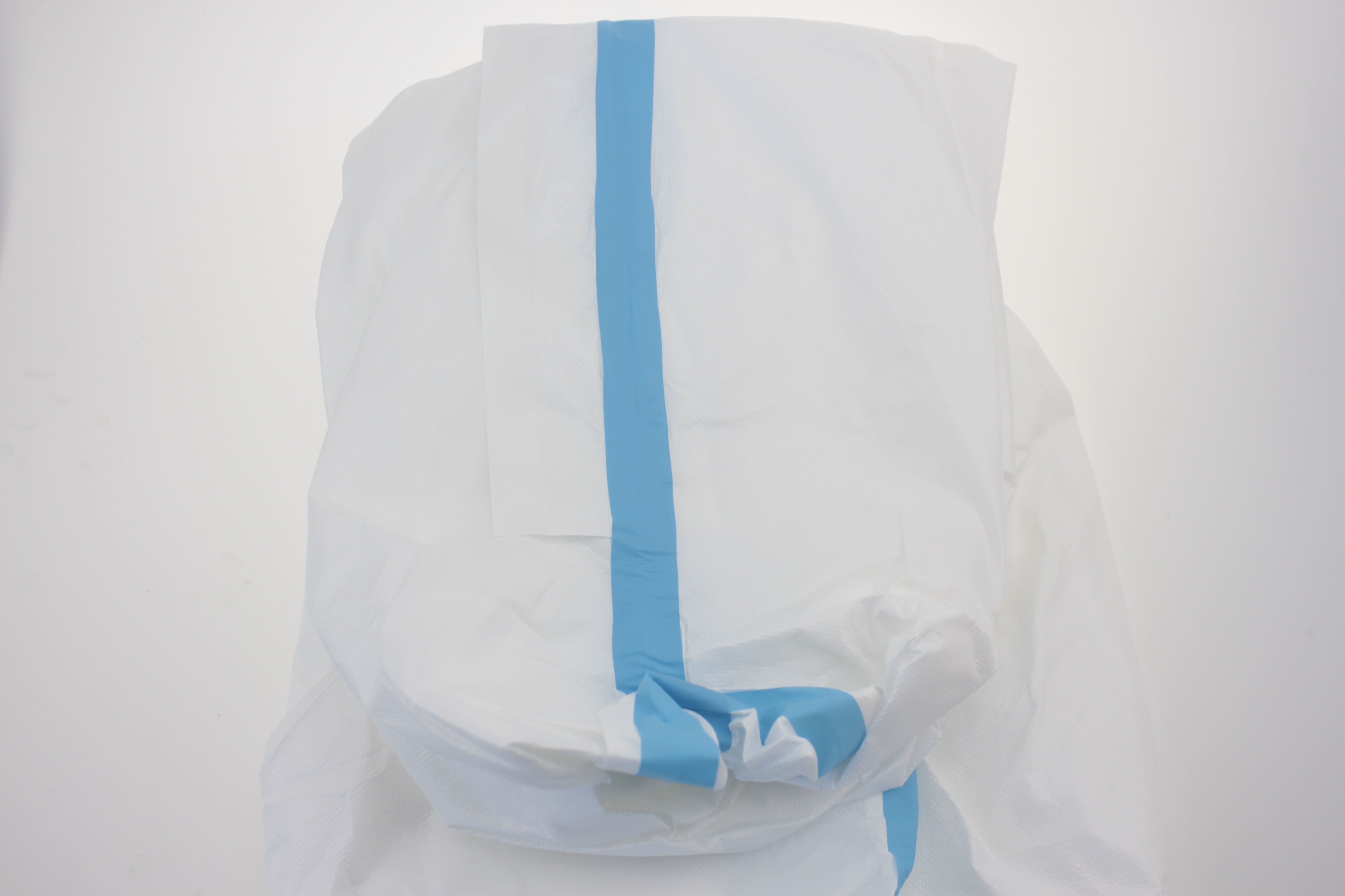 Factory Price Medical Grade Non Woven SMS Isolation Protective Clothing Coverall