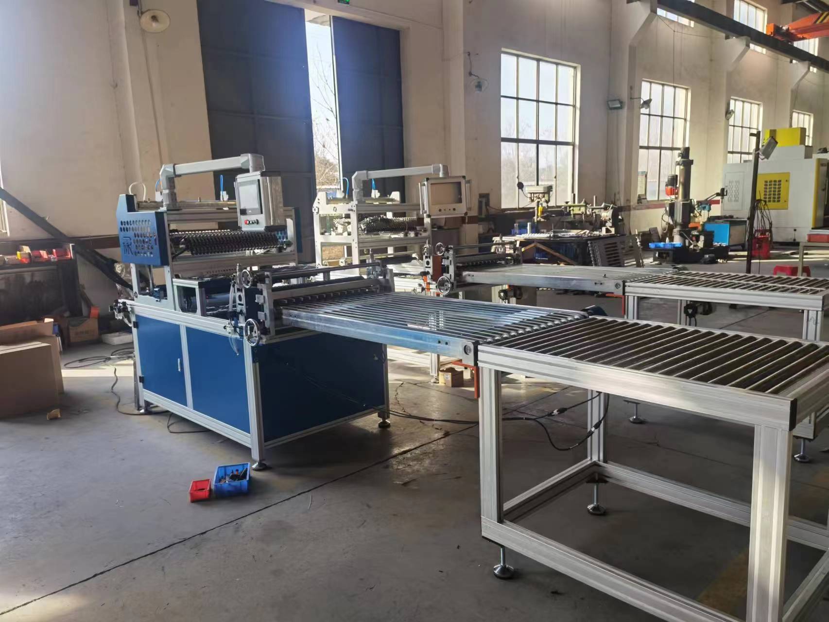 gluing machine.jpg