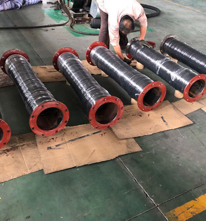 24 Inch Dredging Hose Wear Resistance Braided Mud Dredging Rubber Hose