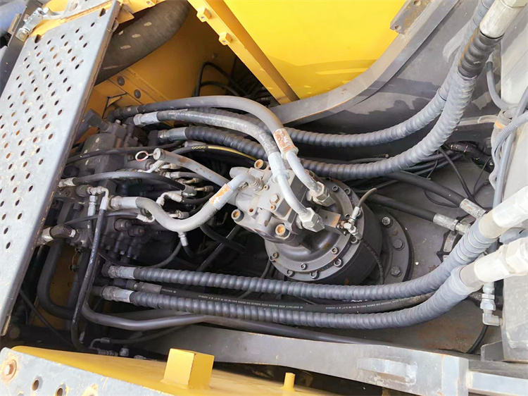 Good Health 20 Ton Volvo EC200DL Excavator Crawler Chain Made in Korea in Shanghai