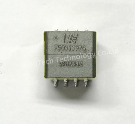 750313976 Flyback Converters For For DC/DC Converters SMPS Transformer 1500Vrms Isolation 200 ~ 300kHz Surface