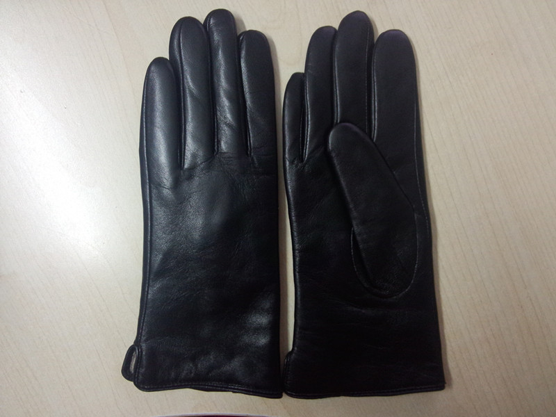 Plain Fashion Mens Soft Leather Gloves Keep Warm Lambskin Sheepskin OEM Design