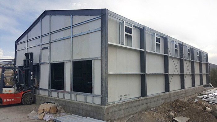 Durable Steel Frame Prefab Industrial Buildings Column Beam