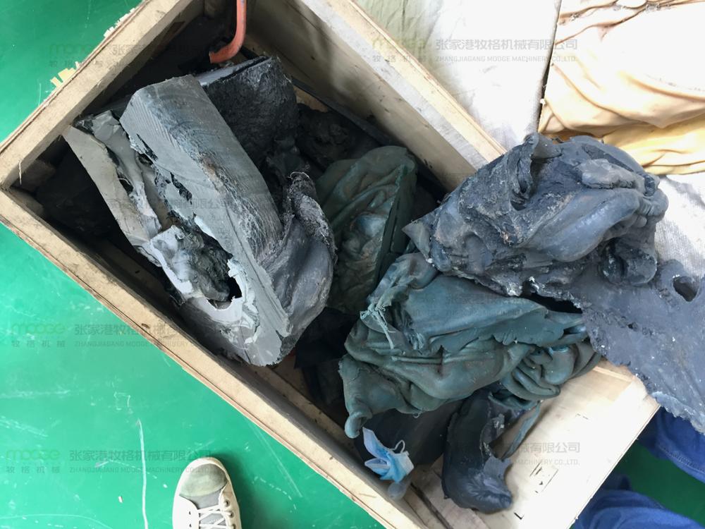 PVC HDPE Heavy Duty Plastic Shredder Machine 400MM Plastic Recycling Shredder