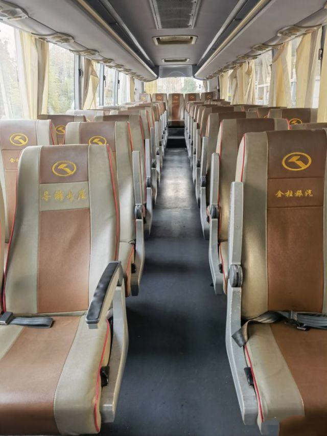 48 Seat Second Hand Shuttle Bus Ingles XMQ6118 Electric Coach Bus Cummins Engine