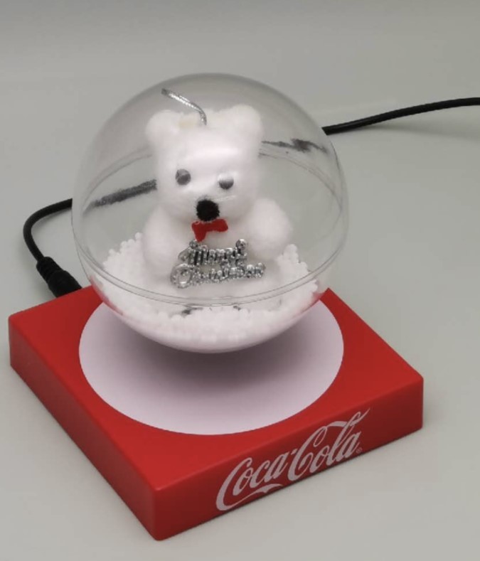 360 rotating magnetic levitating floating Christmas toys ornament display stands
