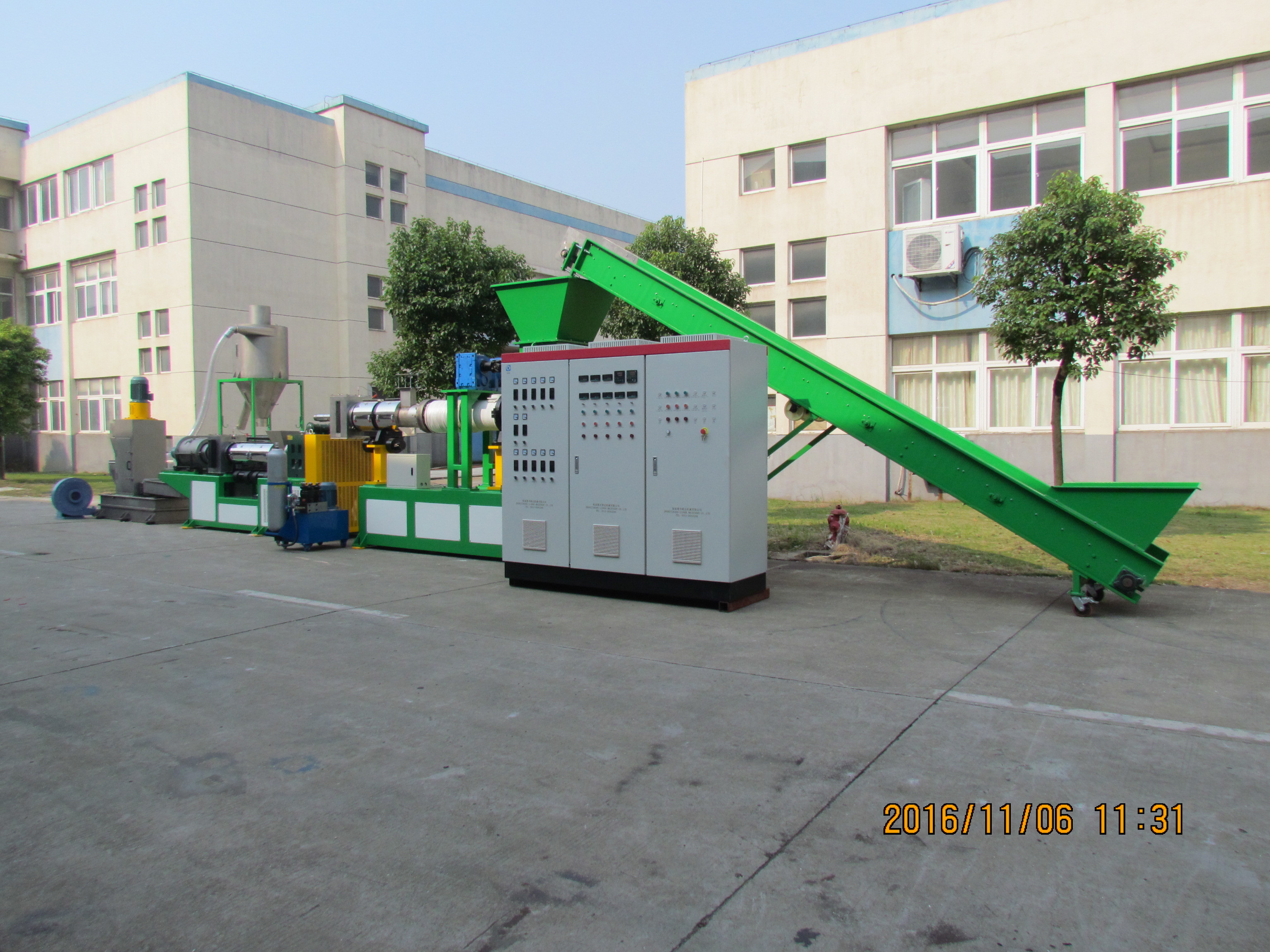 Screw Diameter 300kg/h 160mm Plastic Granulating Line