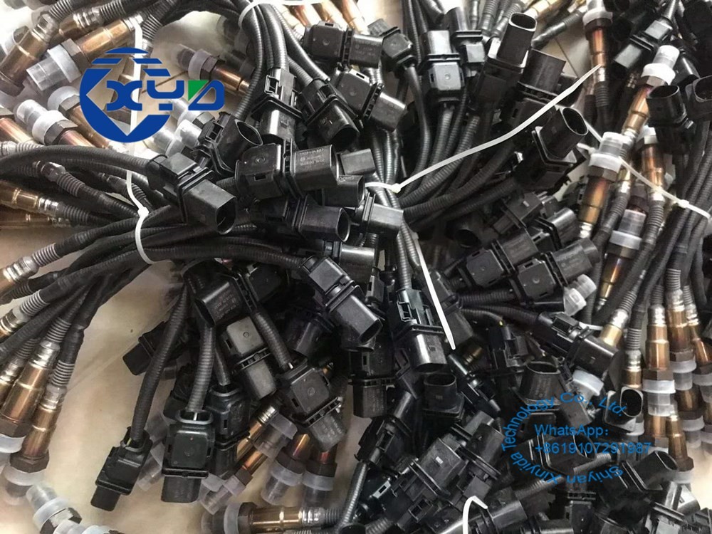LLXBB O2 Oxygen Sensor 25312192 55577162 0281004186 1928404687 For Automotive