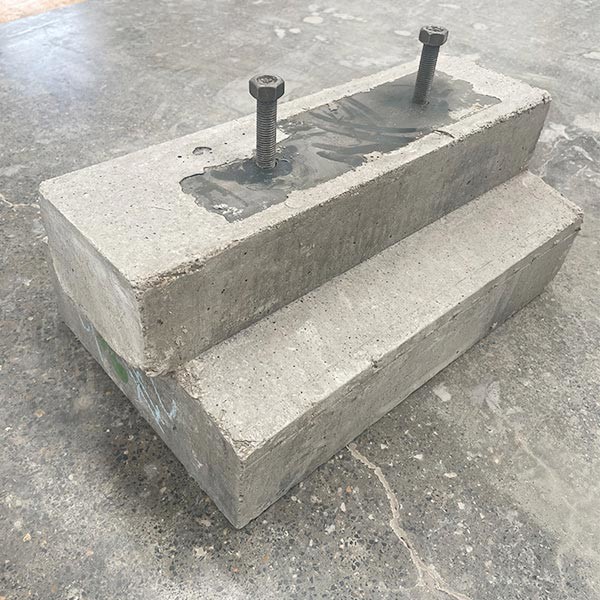 High Strength Anti Corrosion Corundum Mullite Refractory Bricks Compound For Rotary Kiln